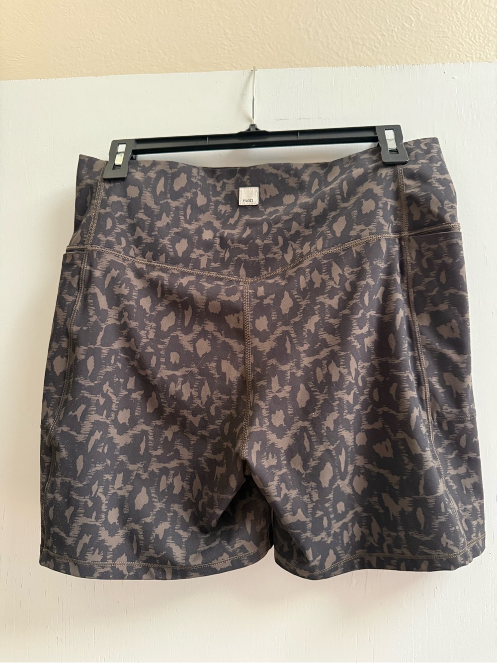 Vuori Bike Shorts - Picture 2 of 3